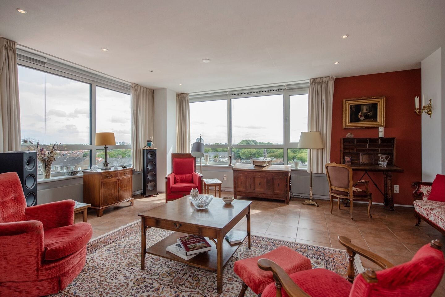 Appartement te koop: Burgemeester Elsenlaan 241F602, Rijswijk