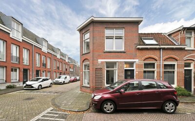Leliestraat 1