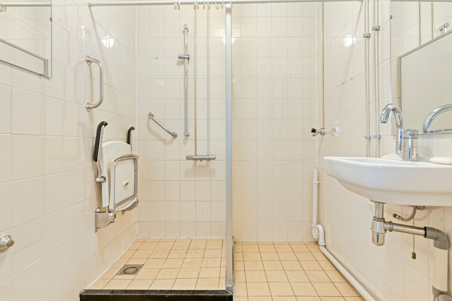 Appartement te koop: John F. Kennedylaan 91, Rijswijk