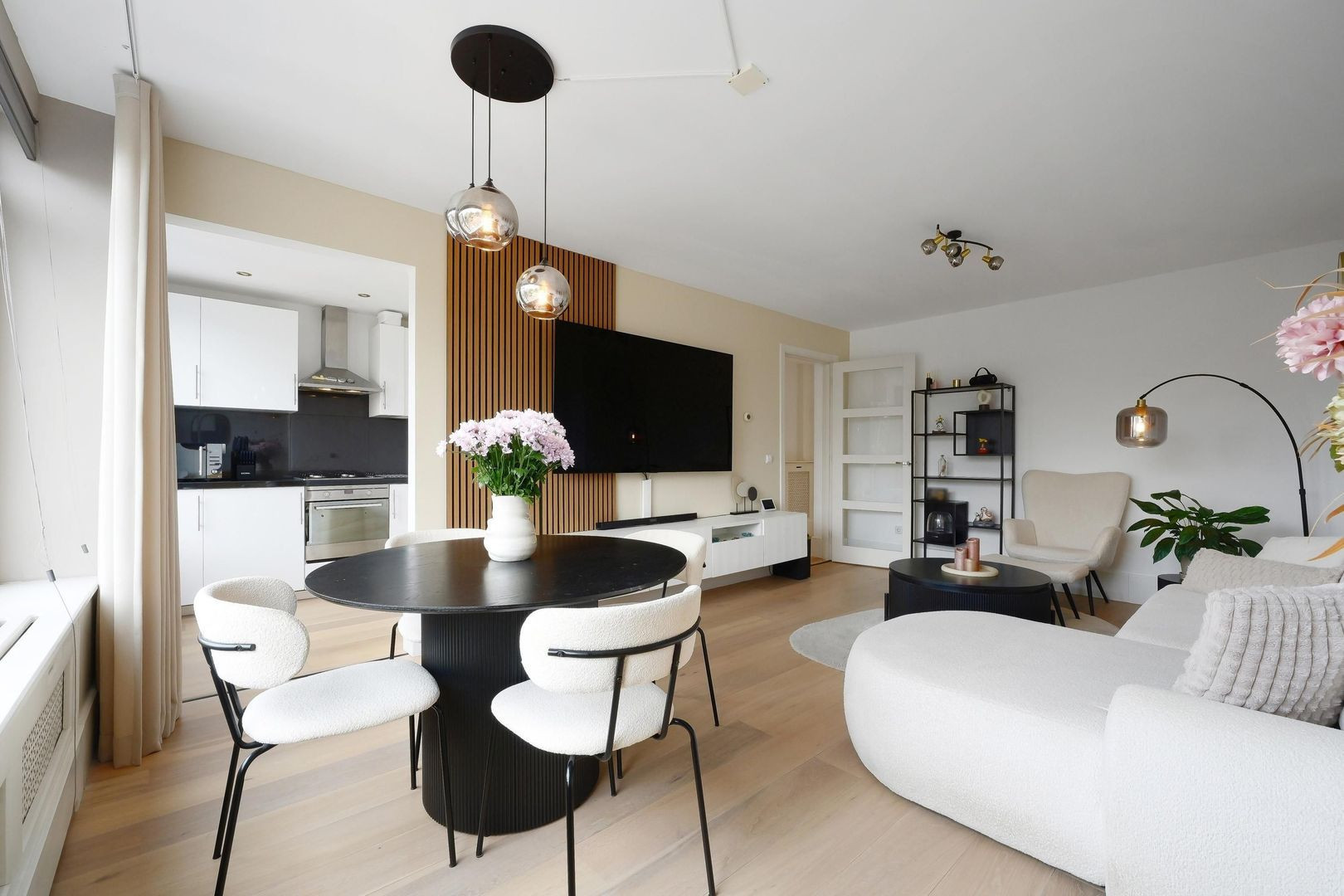 Appartement te koop: Minister Aalberselaan 94, Rijswijk