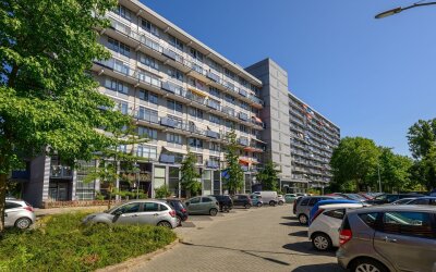 Ds van den. 103