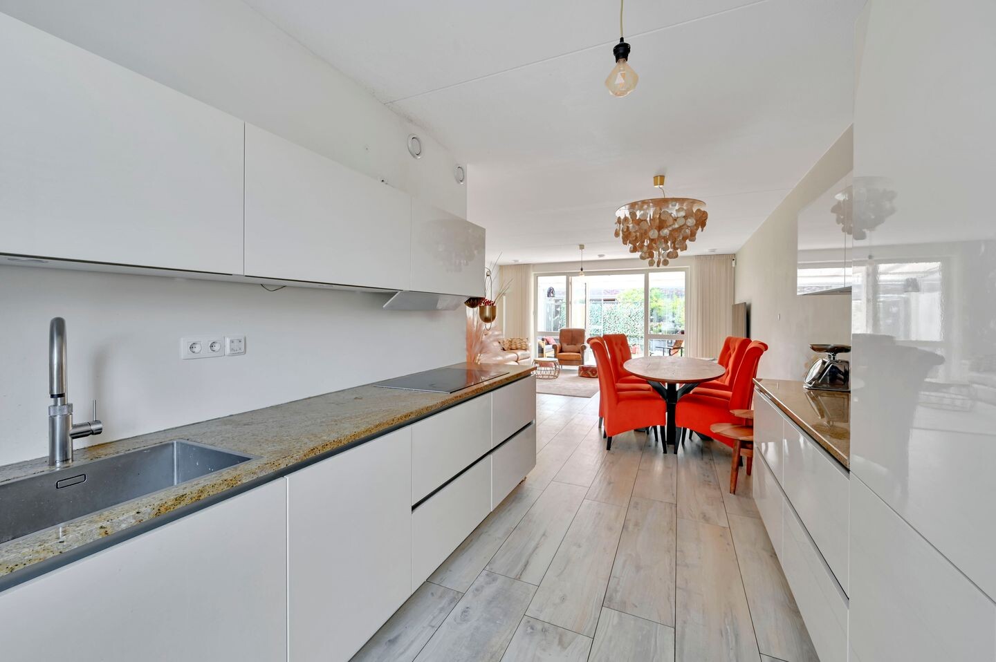 Tussenwoning te koop: Menagerie 23, Rijswijk