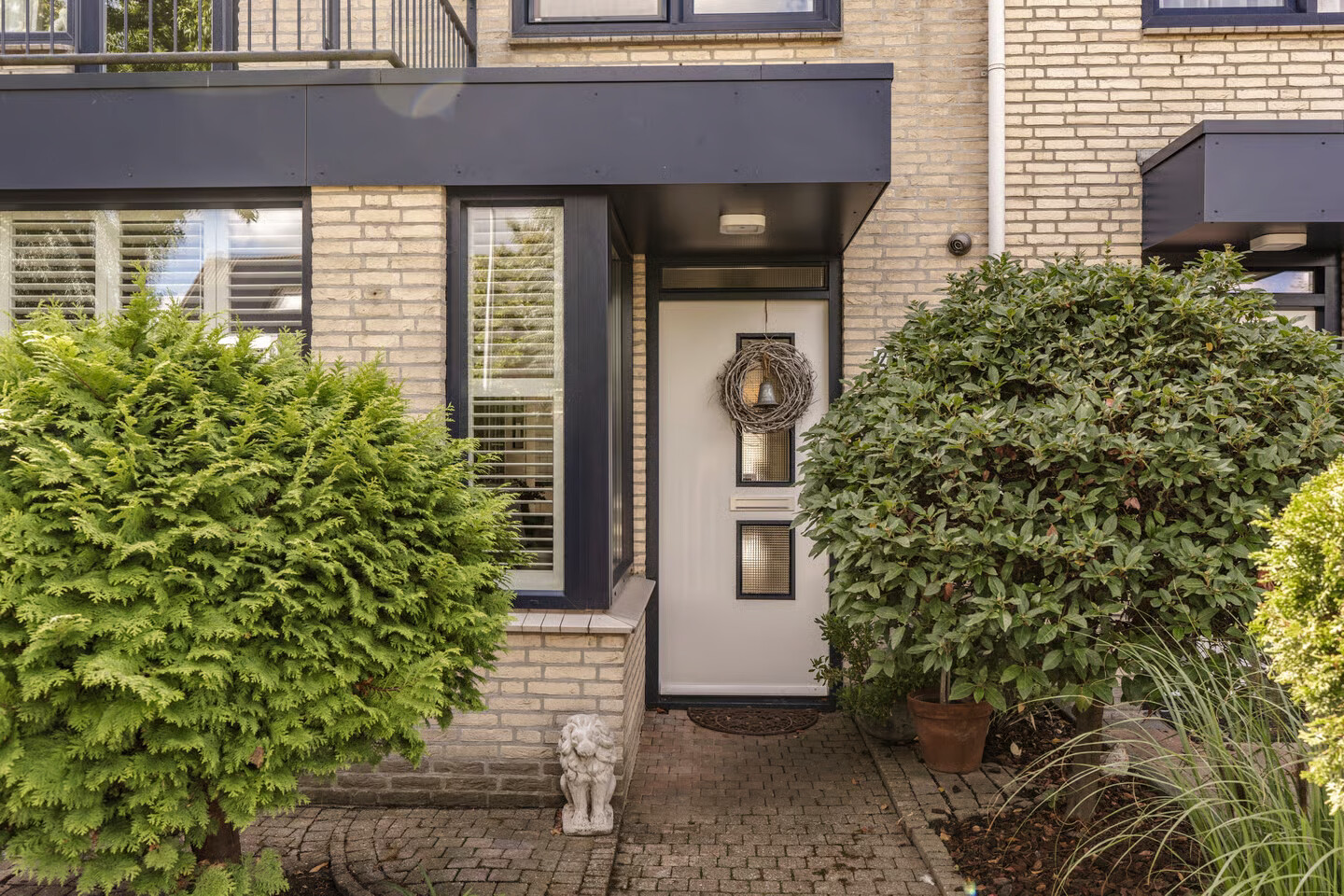 Tussenwoning te koop: Van Doornicksingel 20, Wateringen