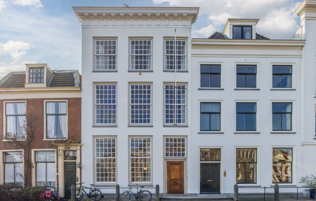 Tussenwoning te koop: Rapenburg 83A, Leiden