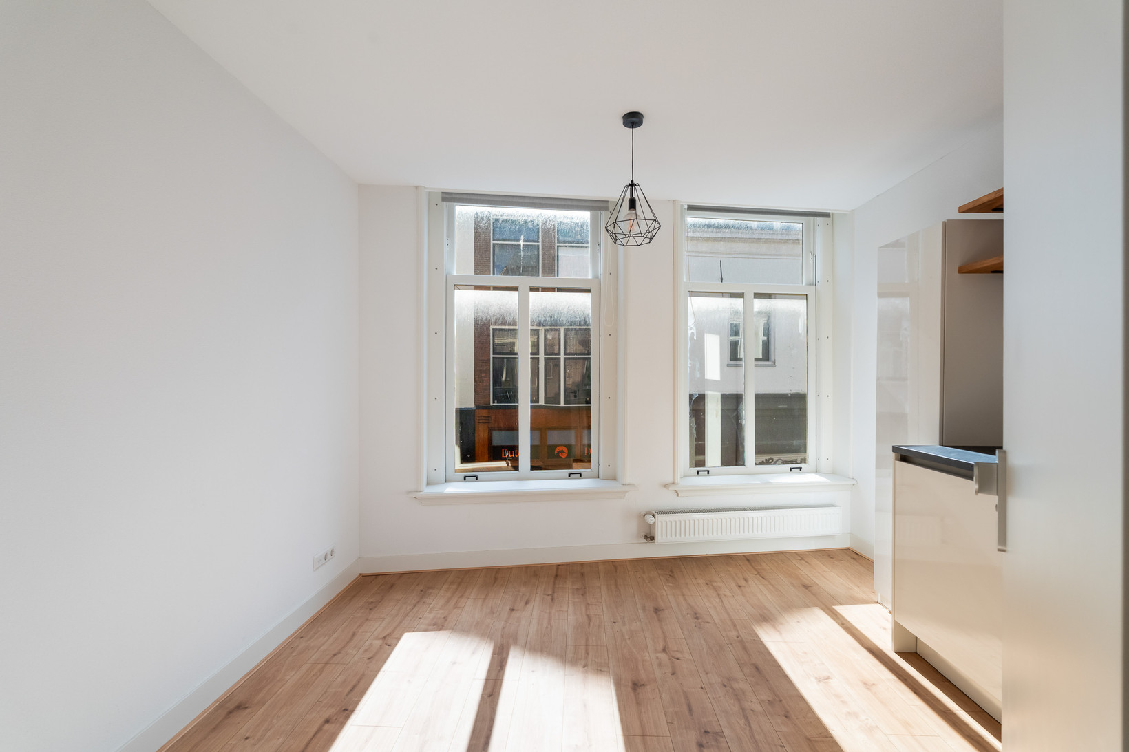 Studio te koop: Haarlemmerstraat 196B, Leiden