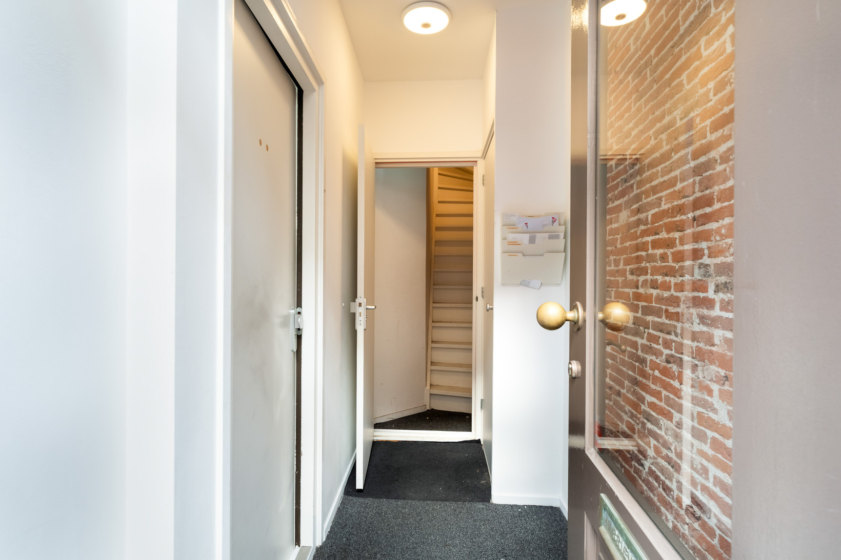 Studio te koop: Haarlemmerstraat 196B, Leiden