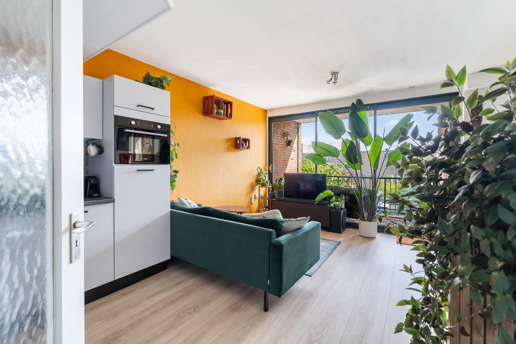 Appartement te koop: Langegracht 163C, Leiden