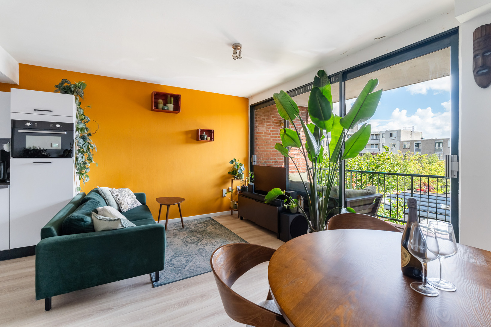 Appartement te koop: Langegracht 163C, Leiden