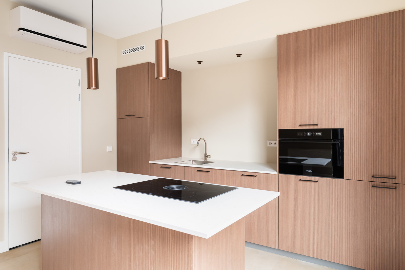 Appartement te koop: Bouwelouwensteeg 52, Leiden