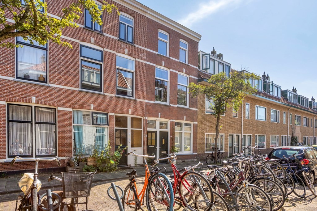 Studio te koop: President Steinstraat 22B, Leiden
