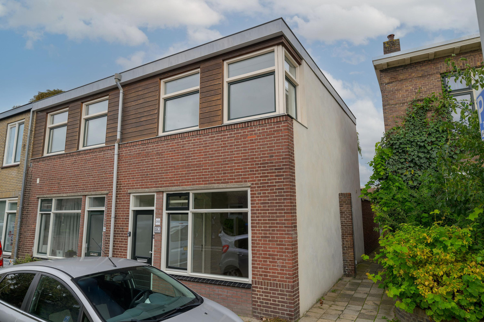 Appartement te koop: Pioenstraat 26B, Leiden