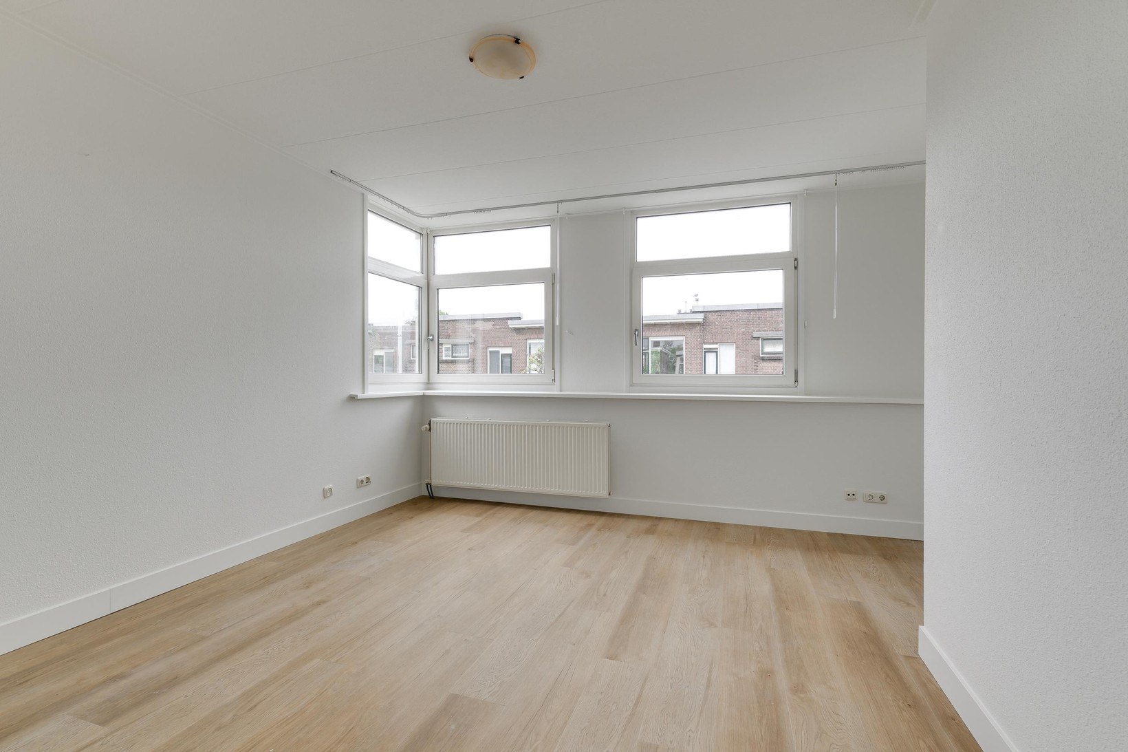 Appartement te koop: Pioenstraat 26B, Leiden
