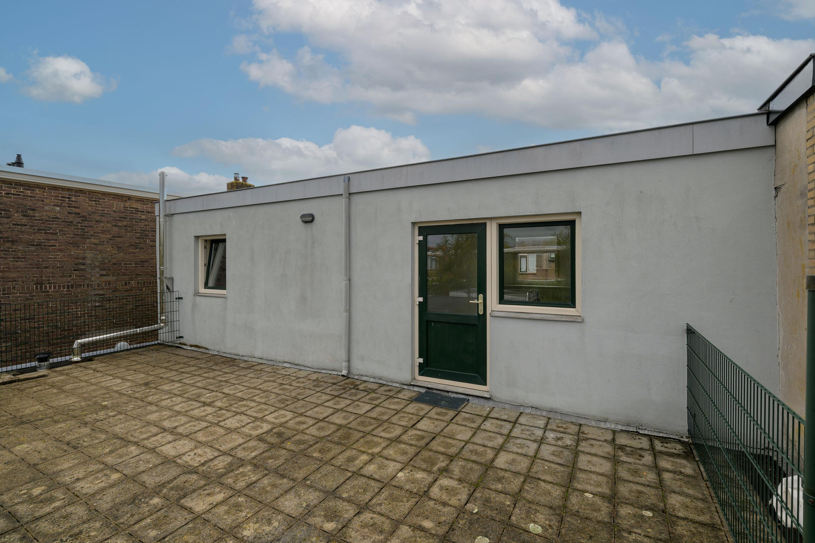 Appartement te koop: Pioenstraat 26B, Leiden
