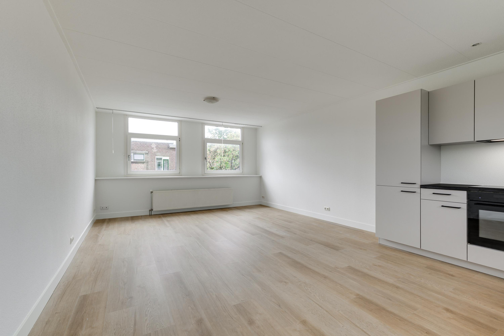 Appartement te koop: Pioenstraat 26B, Leiden