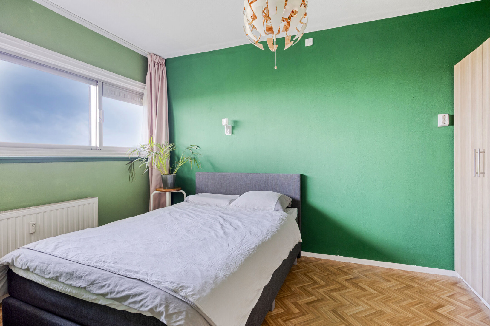 Appartement te koop: Van Vollenhovenplein 86, Leiden
