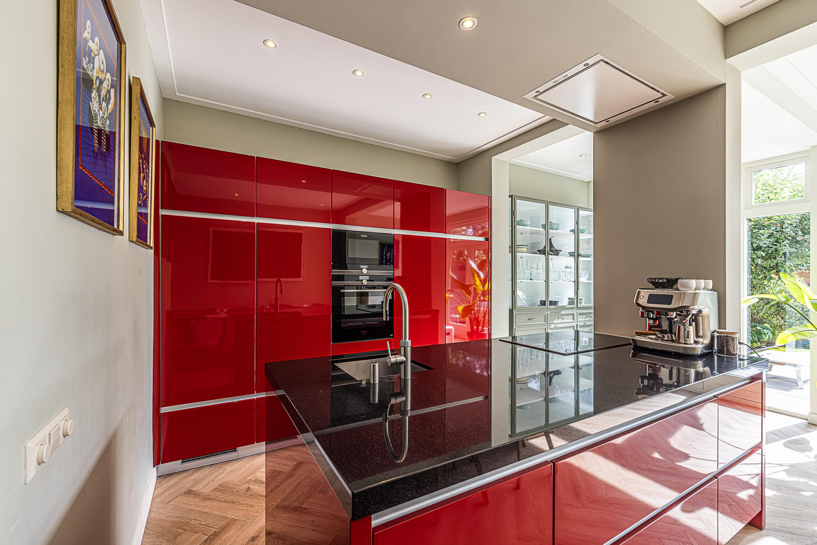 Tussenwoning te koop: Cobetstraat 42, Leiden