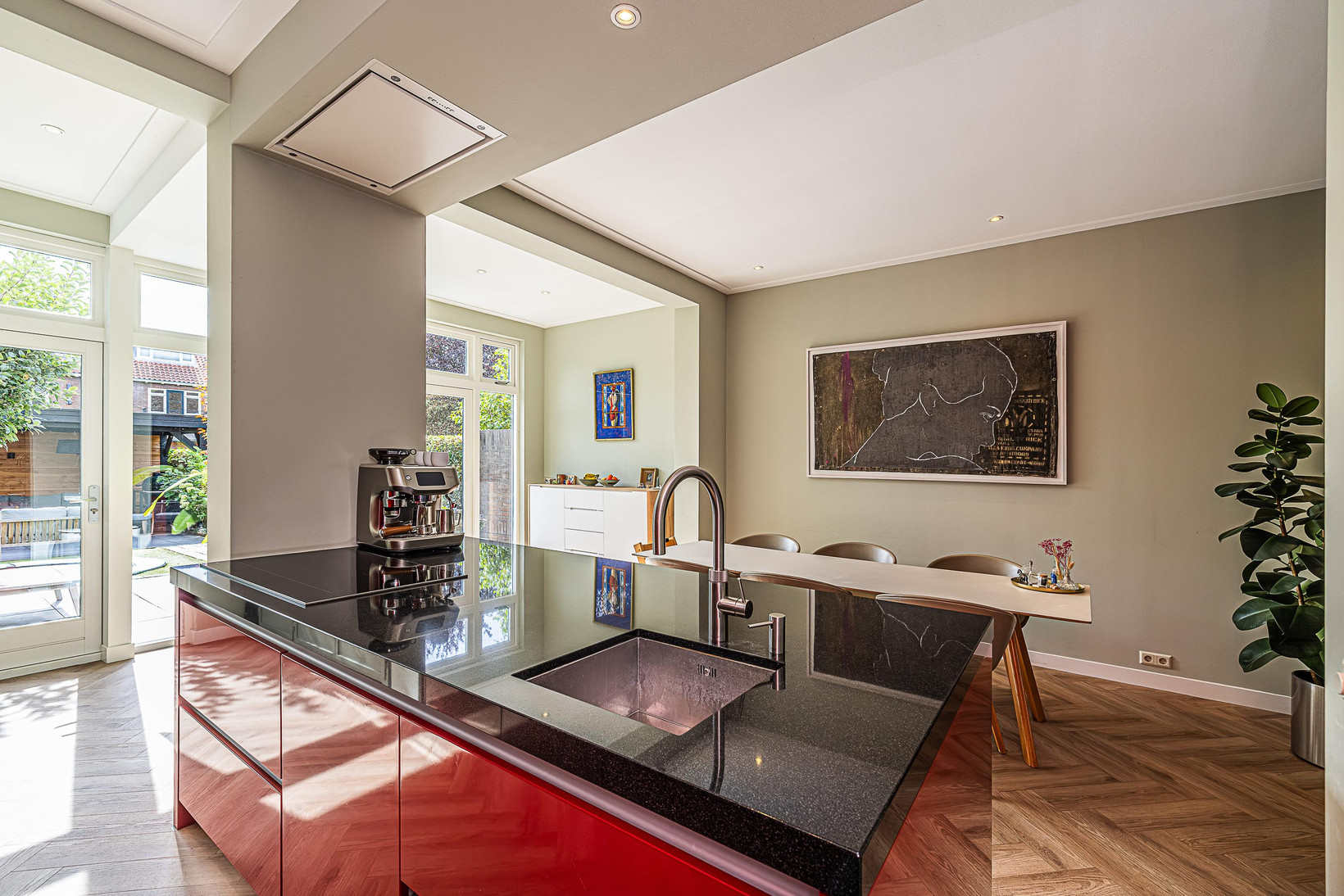 Tussenwoning te koop: Cobetstraat 42, Leiden