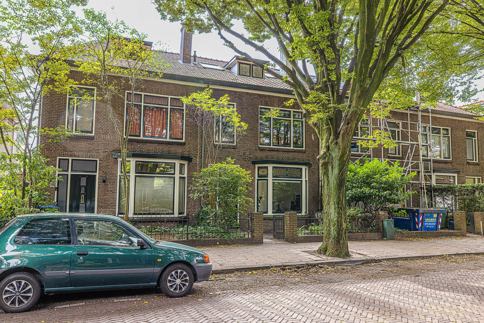 Tussenwoning te koop: Cobetstraat 42, Leiden
