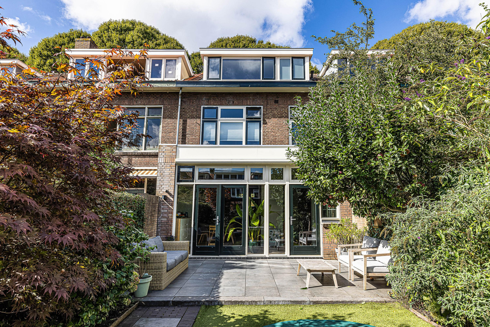 Tussenwoning te koop: Cobetstraat 42, Leiden