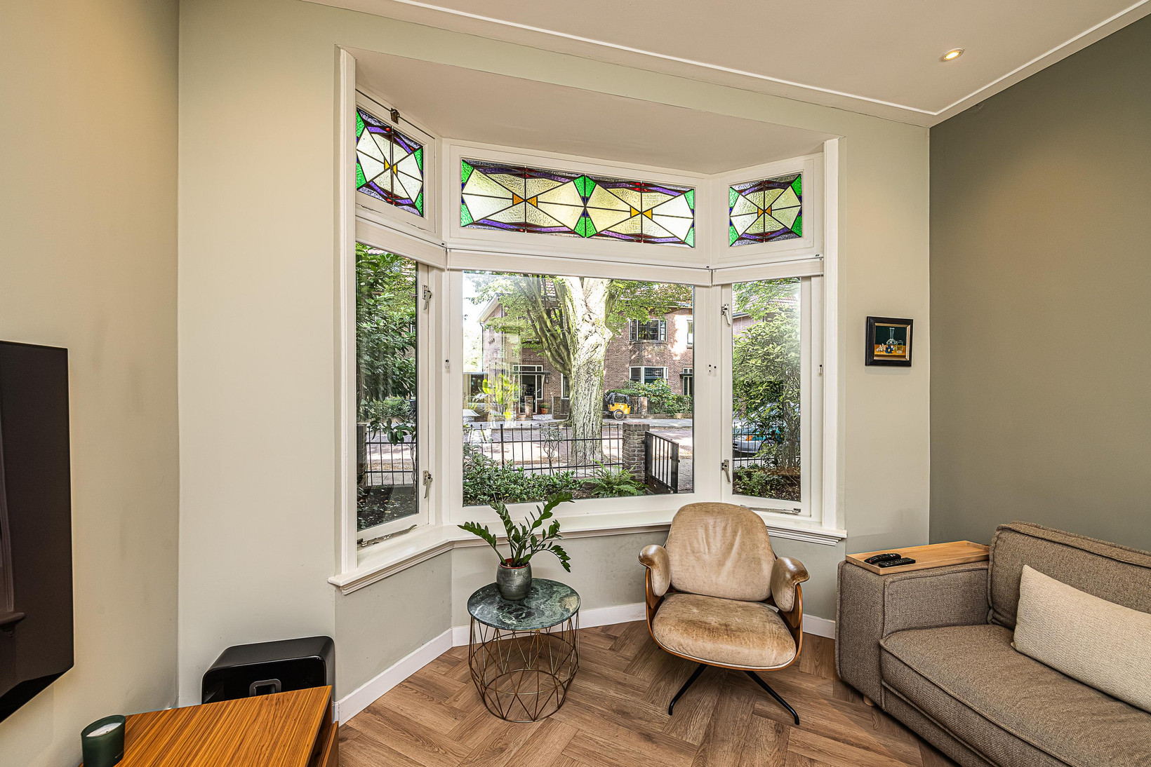 Tussenwoning te koop: Cobetstraat 42, Leiden