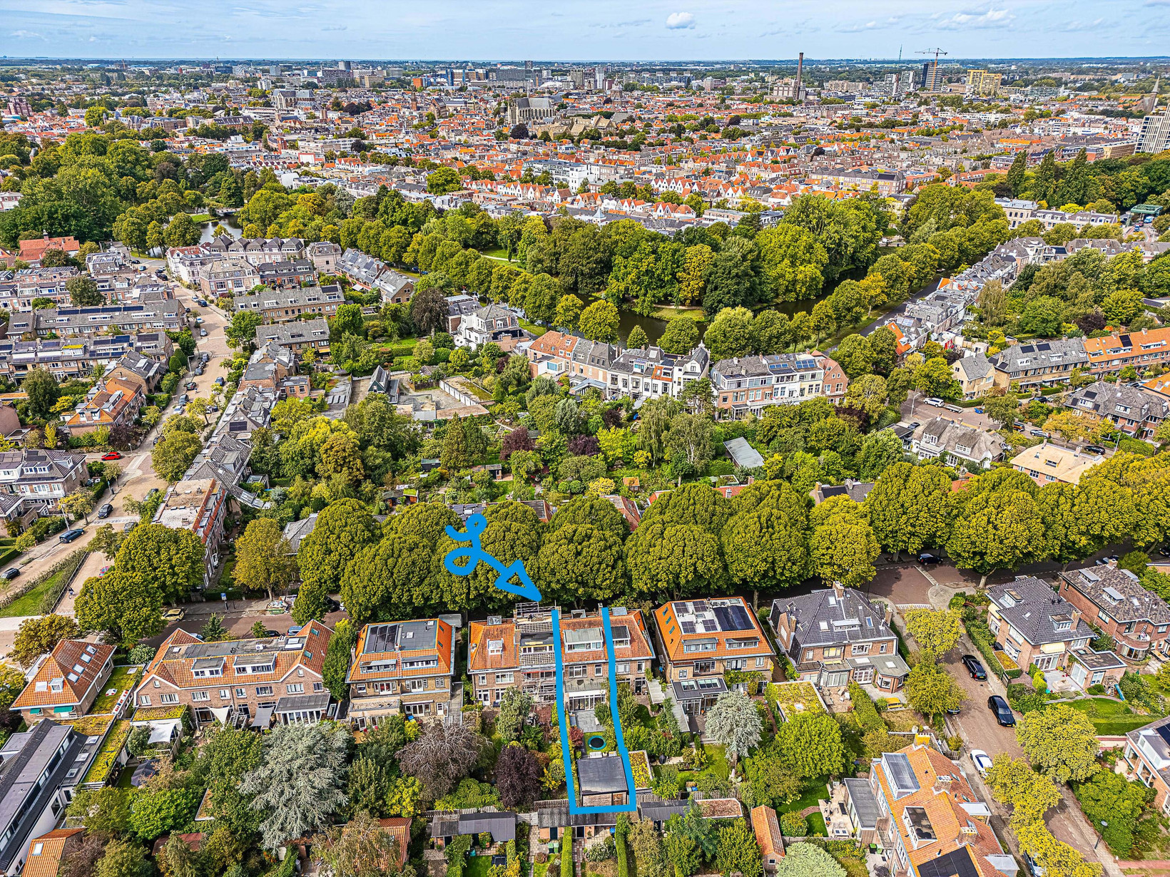 Tussenwoning te koop: Cobetstraat 42, Leiden