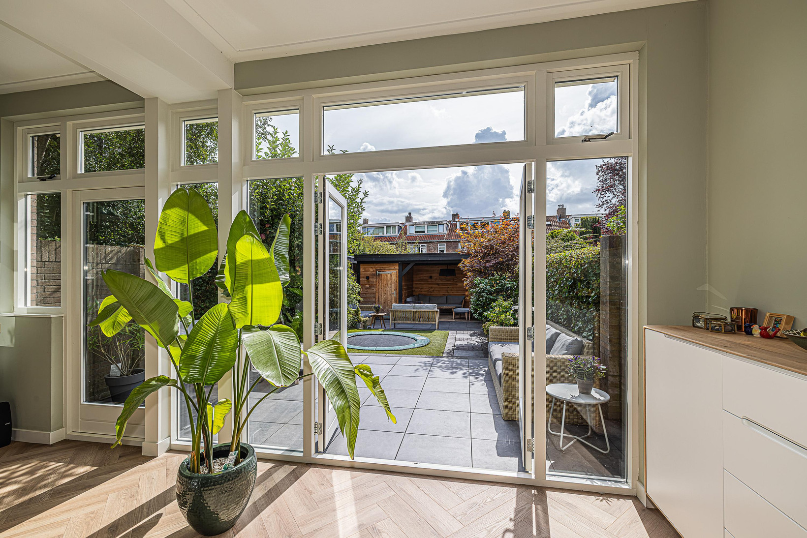 Tussenwoning te koop: Cobetstraat 42, Leiden