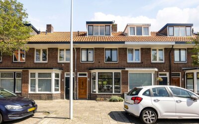 Huis te koop Van der Waalsstraat 24