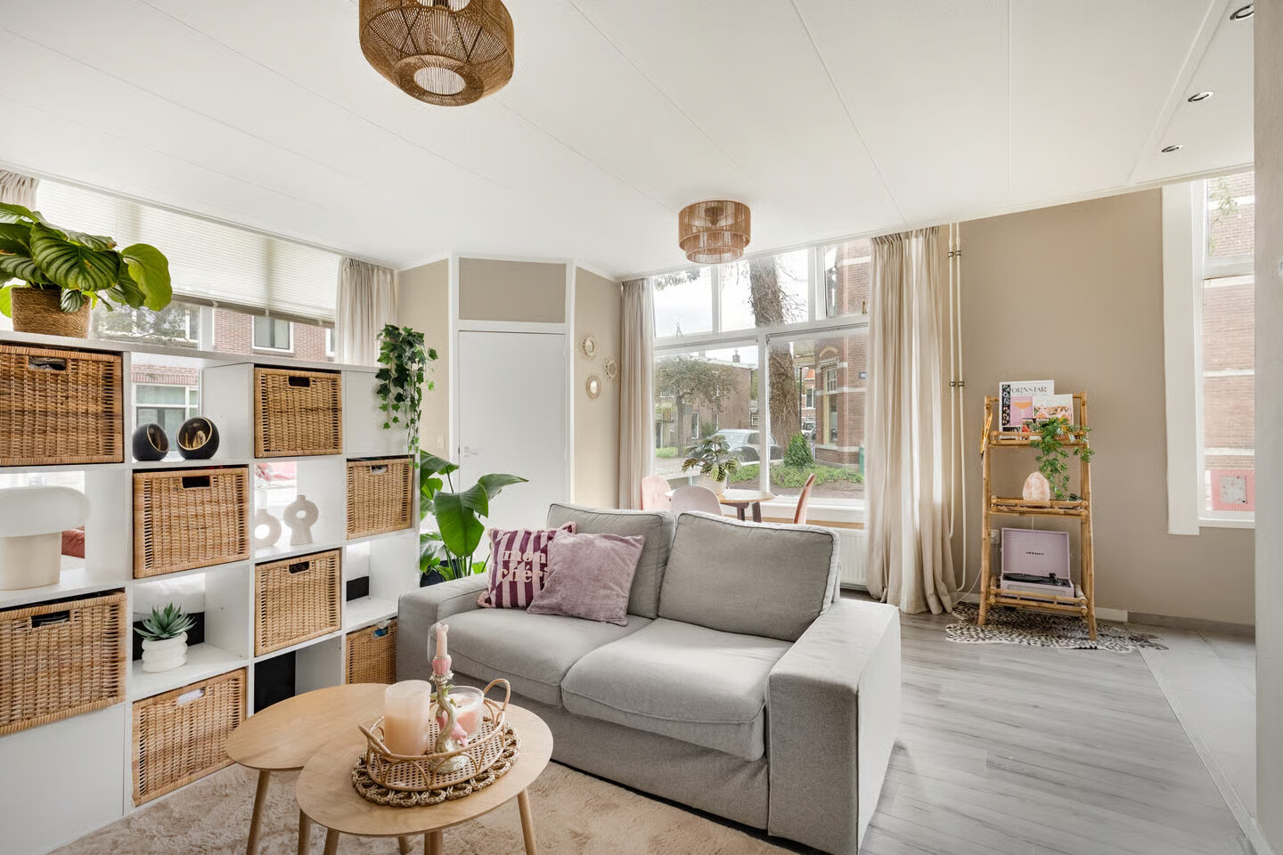 Studio te koop: Drie Octoberstraat 45, Leiden