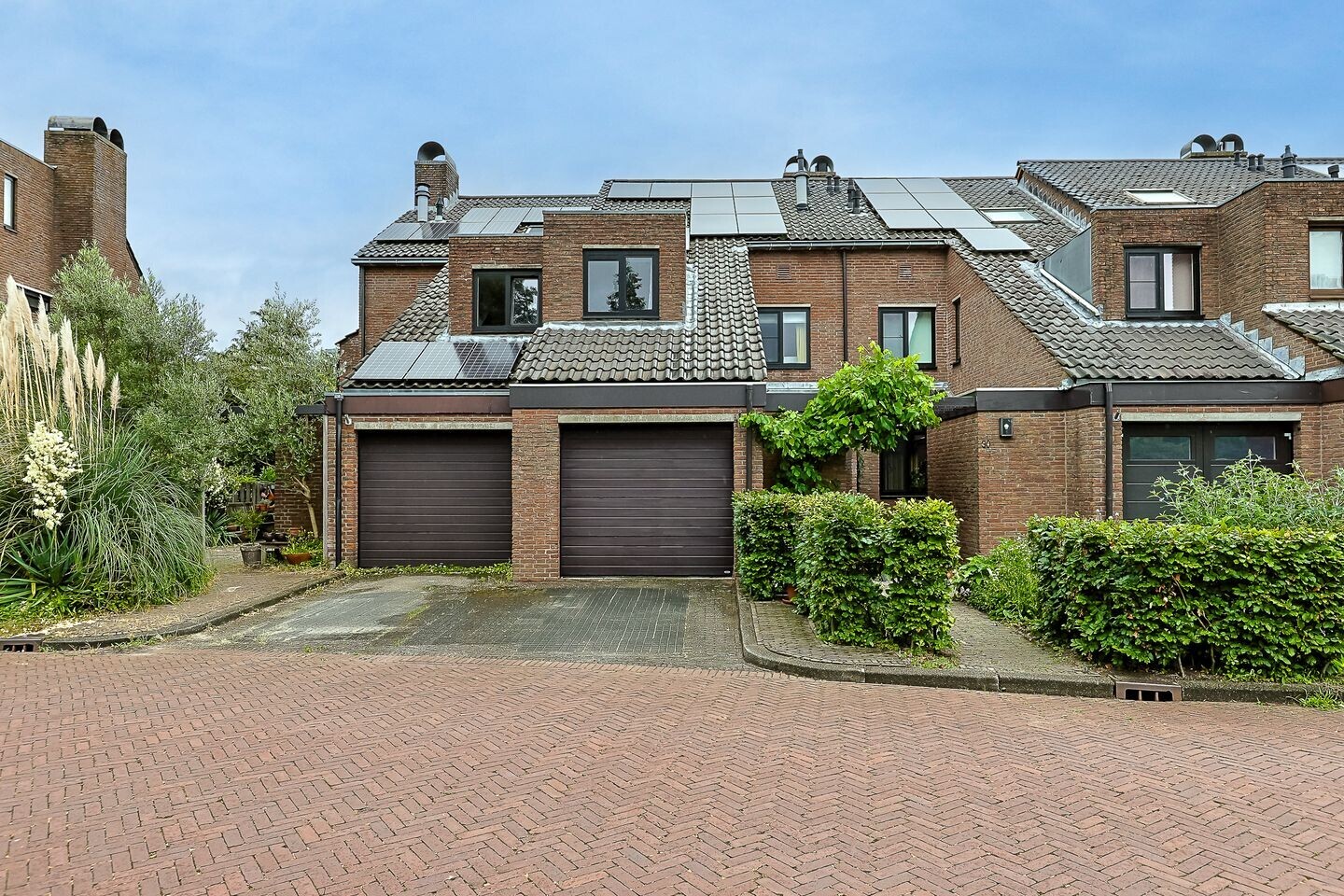 Tussenwoning te koop: Aletta Jacobslaan 28, Leiden