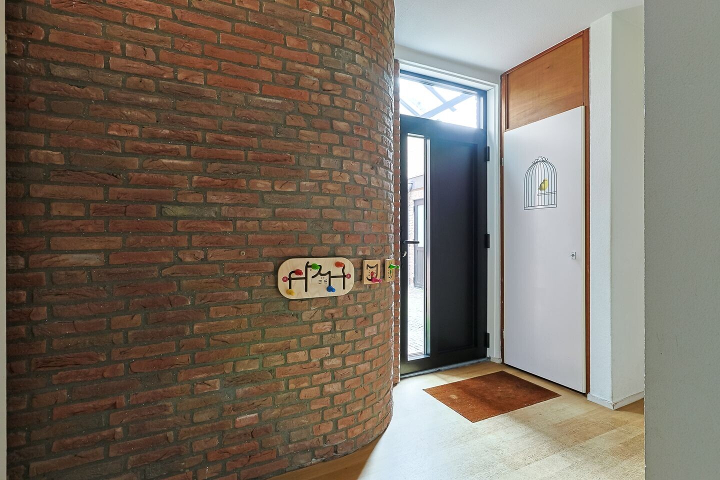 Tussenwoning te koop: Aletta Jacobslaan 28, Leiden