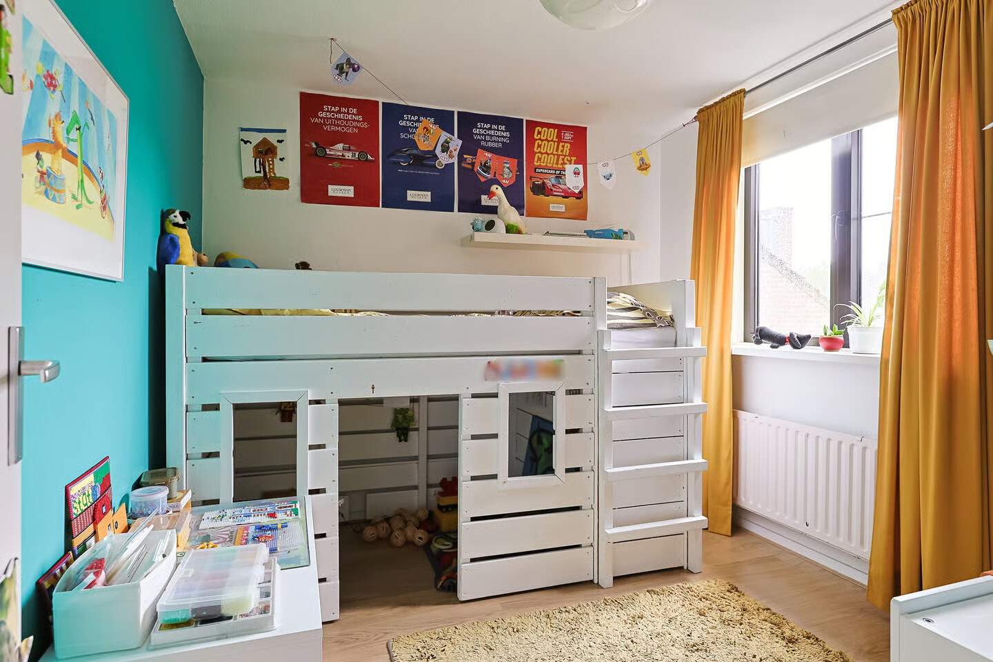 Tussenwoning te koop: Aletta Jacobslaan 28, Leiden