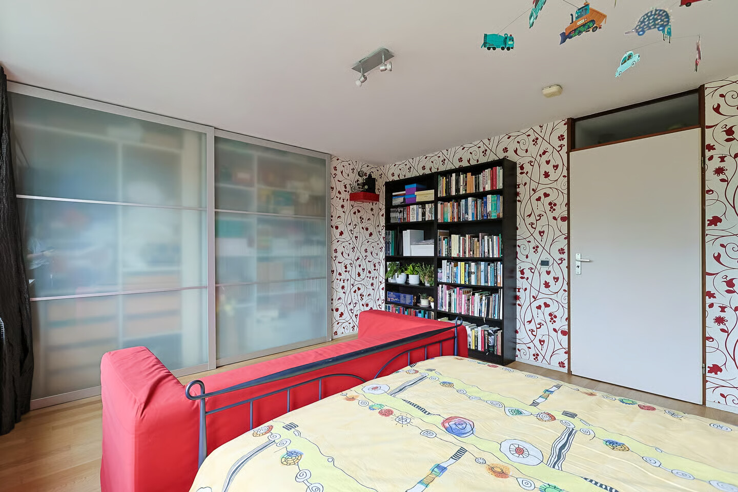 Tussenwoning te koop: Aletta Jacobslaan 28, Leiden
