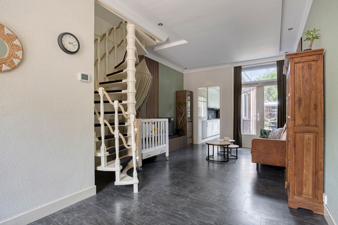 Tussenwoning te koop: Oosterdwarsstraat 22, Leiden