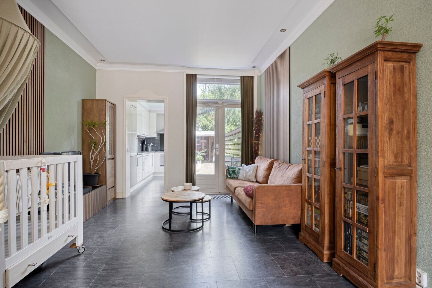 Tussenwoning te koop: Oosterdwarsstraat 22, Leiden