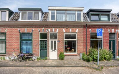 Oosterdwarsstraat 22