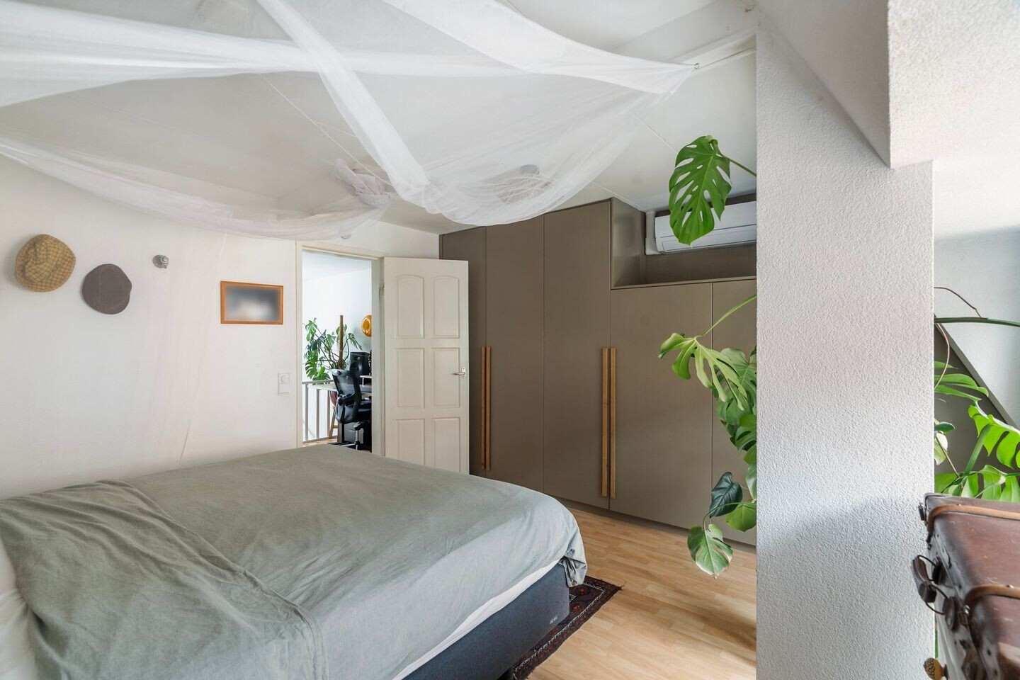 Tussenwoning te koop: Bakker Korffstraat 3, Leiden