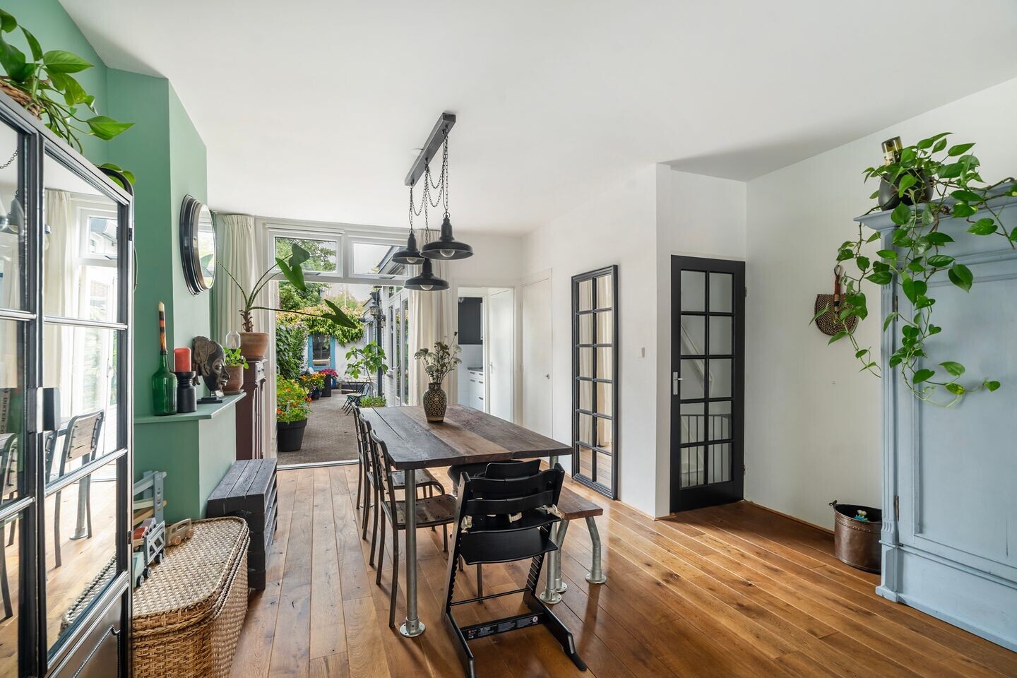 Tussenwoning te koop: Bakker Korffstraat 3, Leiden