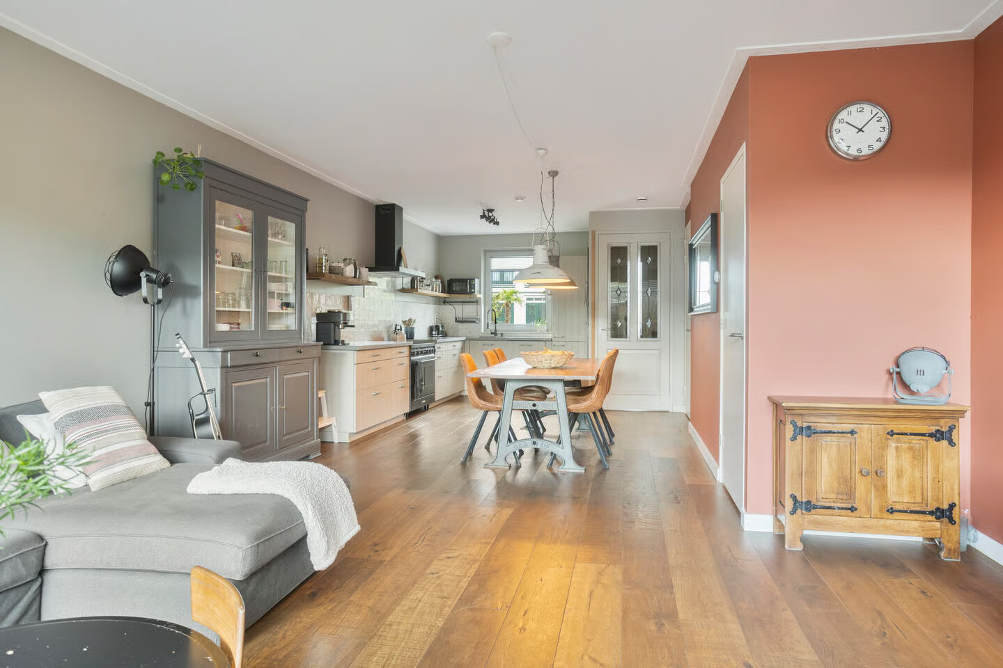 Hoekwoning te koop: Cornetkade 10, Leiden