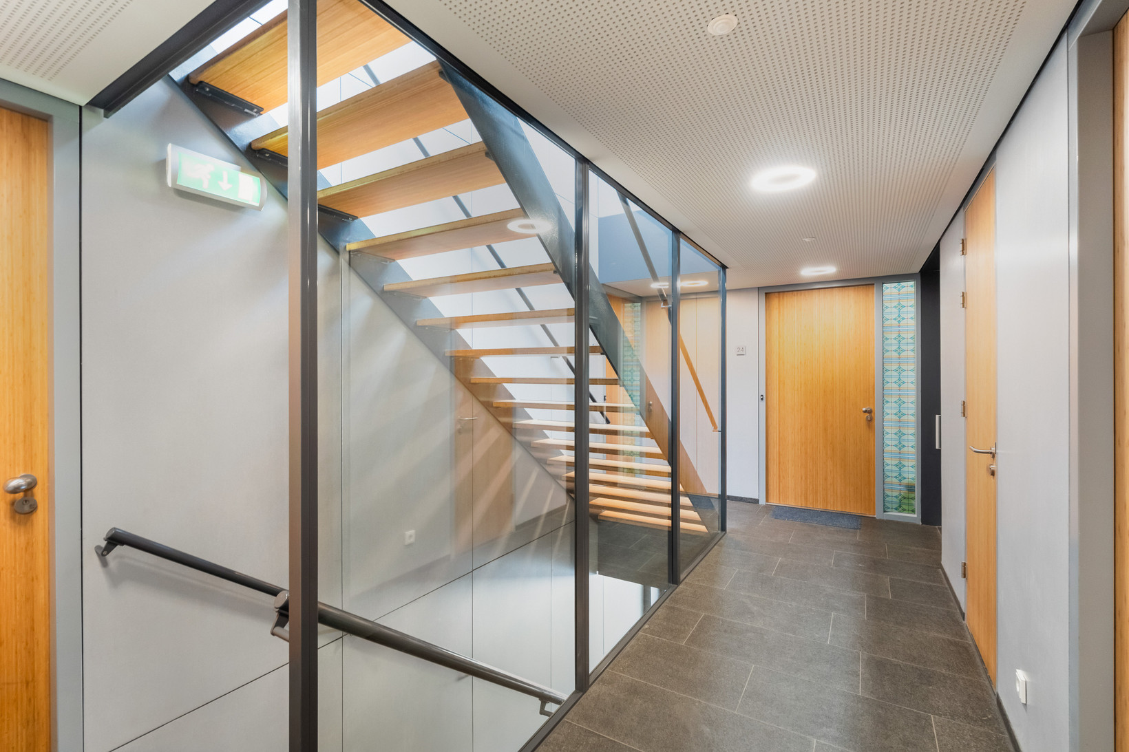 Appartement te koop: Van der Paauwkade 24, Leiden