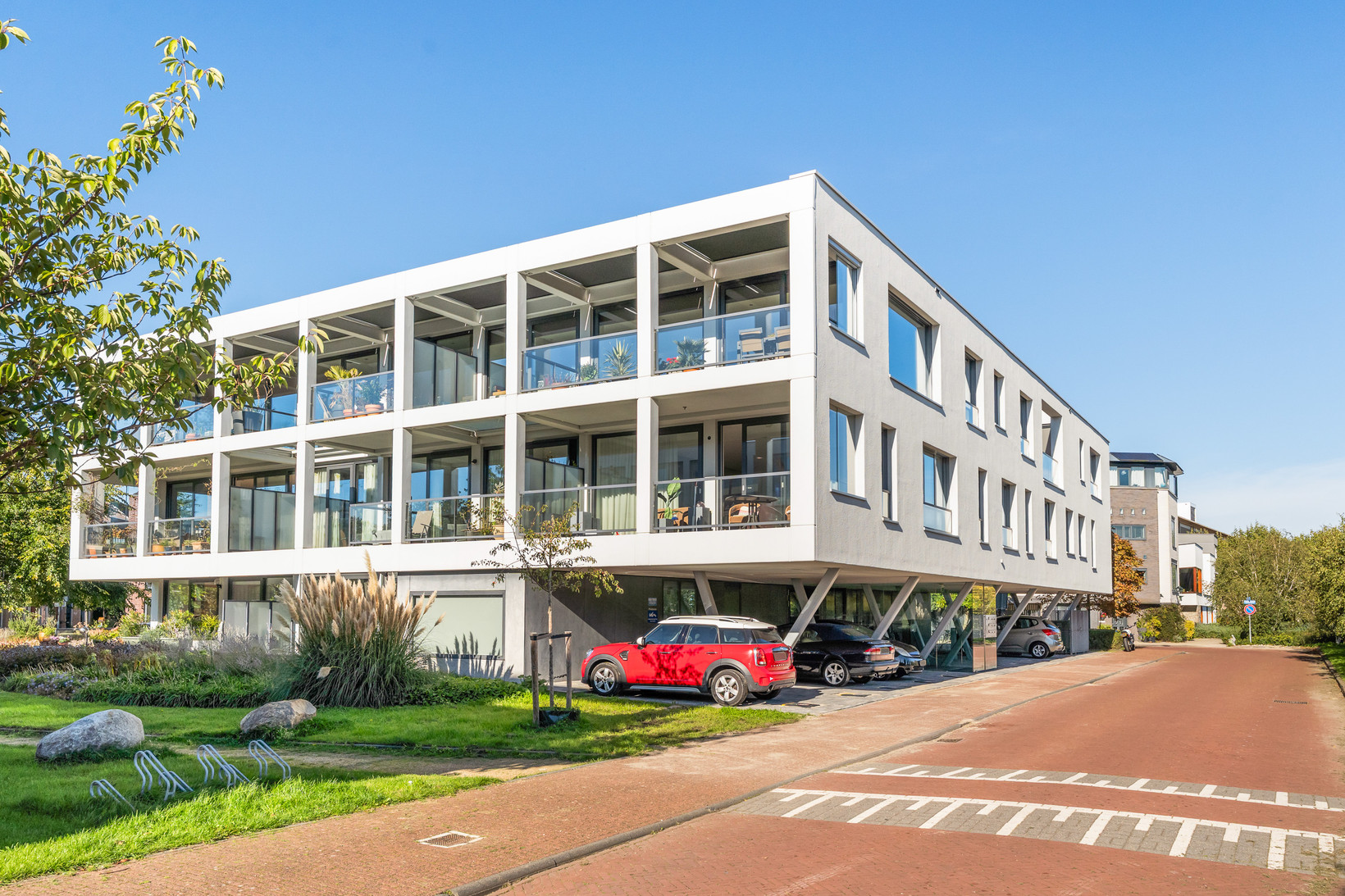 Appartement te koop: Van der Paauwkade 24, Leiden