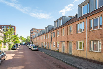 Bernhardstraat 9