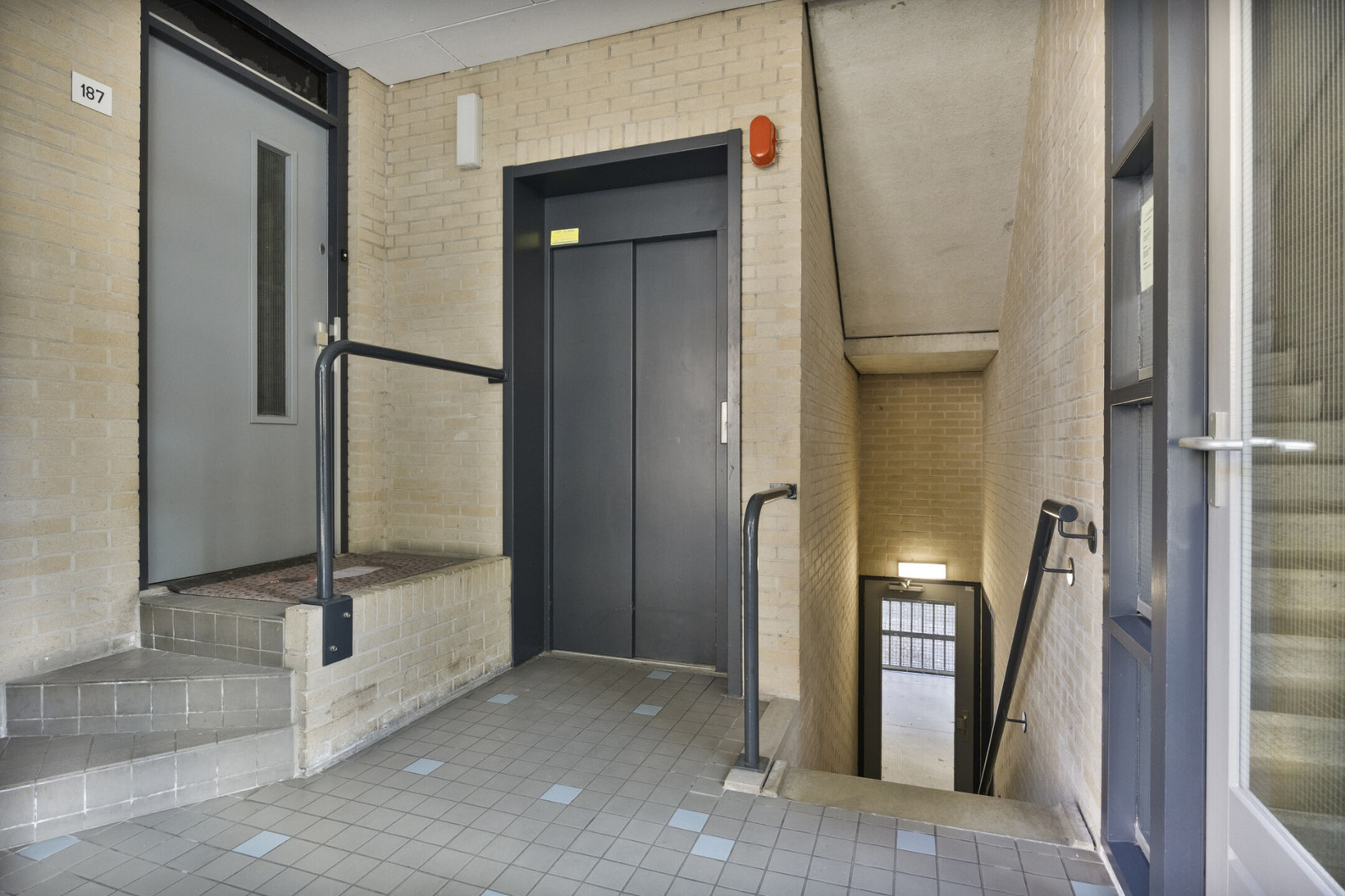 Appartement te koop: Parmentierweg 225, Leiden