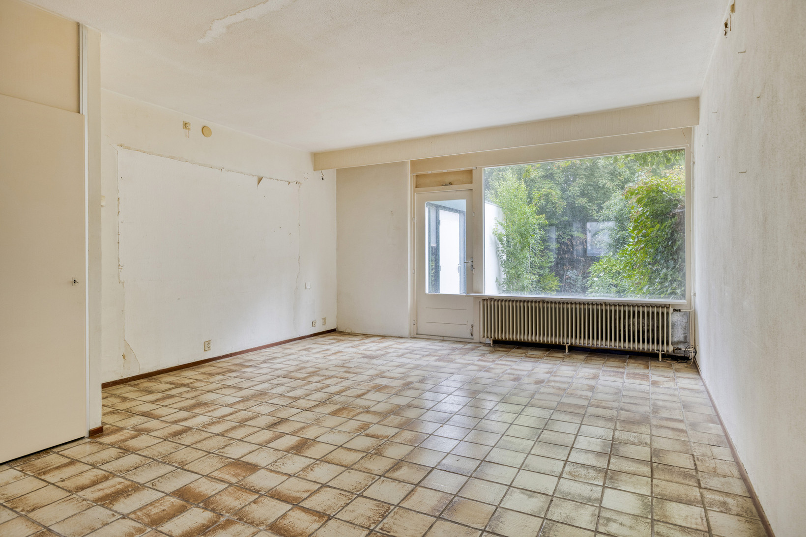 Tussenwoning te koop: Tjalkenwerf 24, Leiden