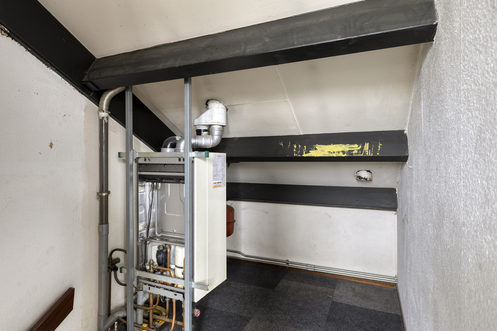 Tussenwoning te koop: Tjalkenwerf 24, Leiden