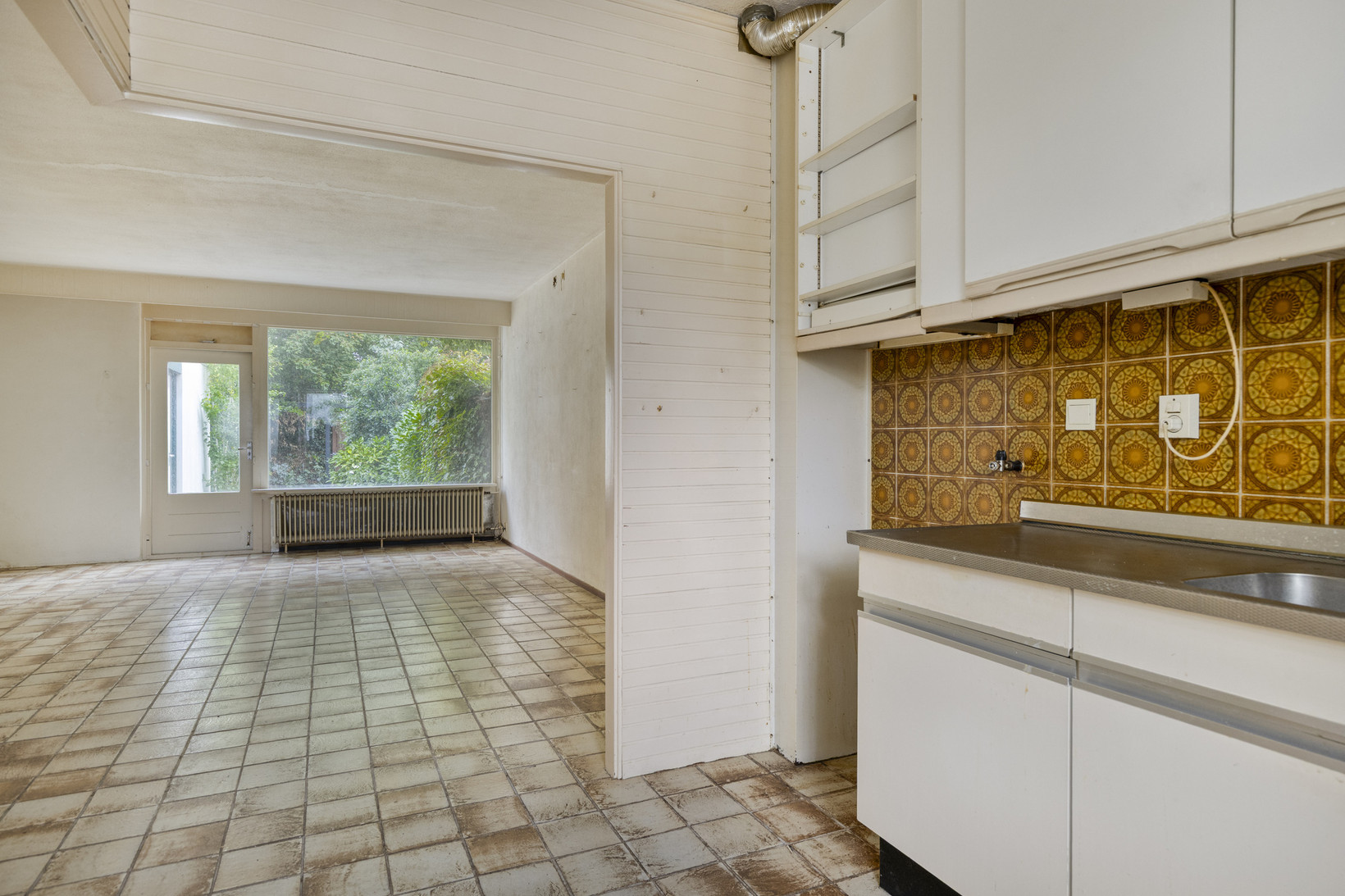 Tussenwoning te koop: Tjalkenwerf 24, Leiden