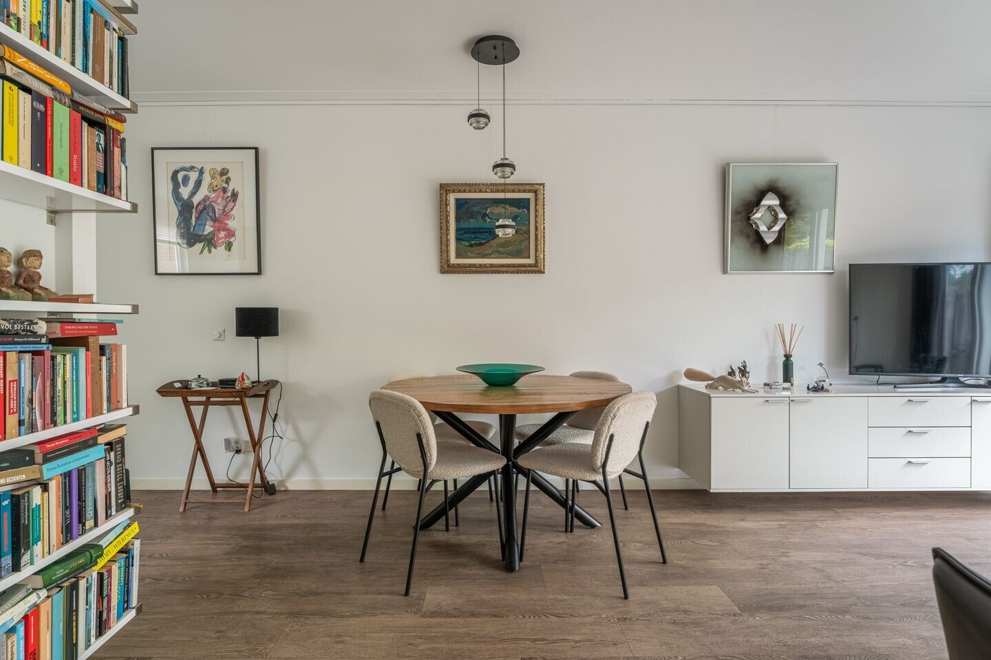 Tussenwoning te koop: Korenbloem 43, Leiden