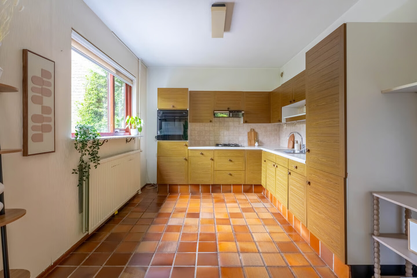 Tussenwoning te koop: Kruisbes 3, Leiden