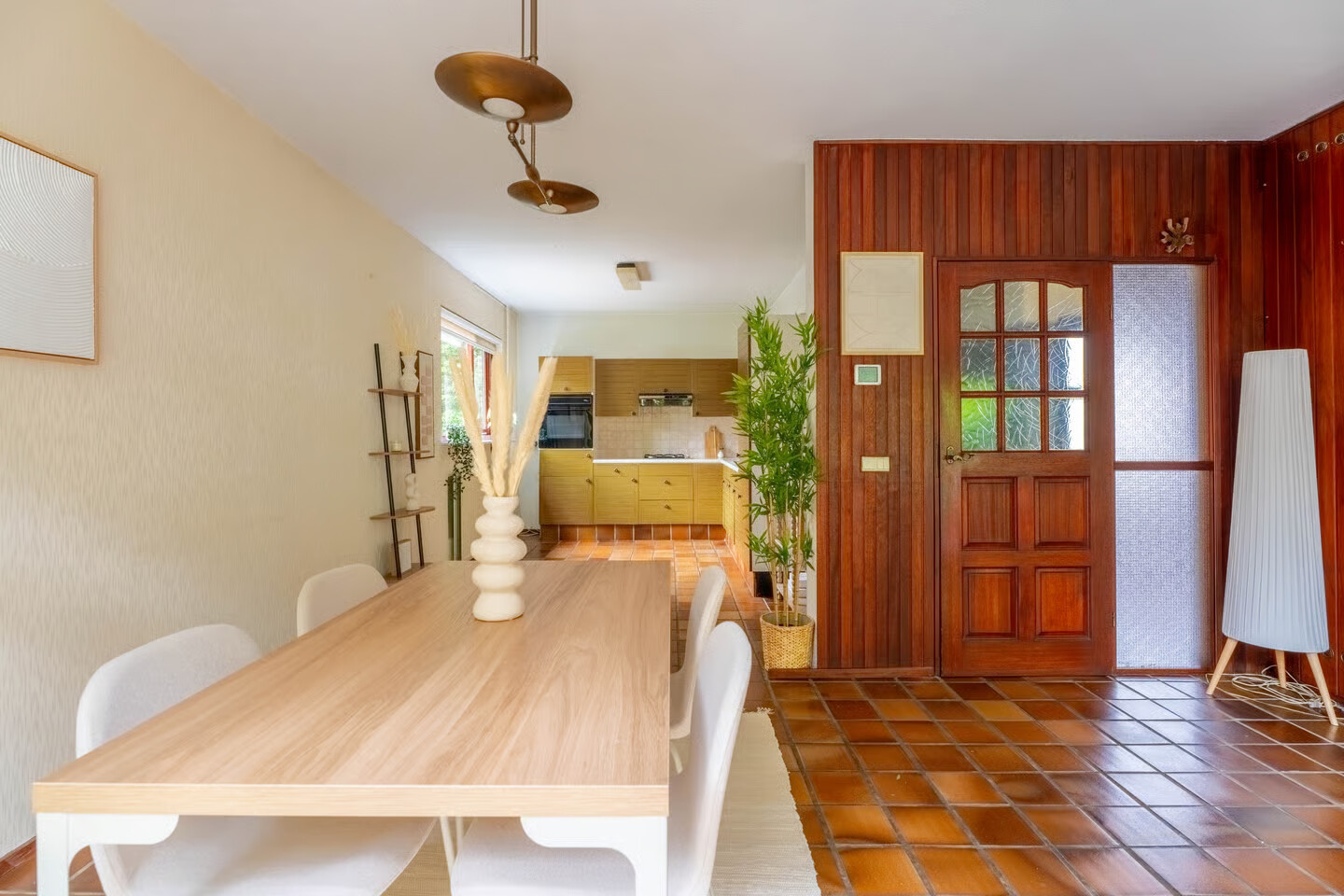 Tussenwoning te koop: Kruisbes 3, Leiden