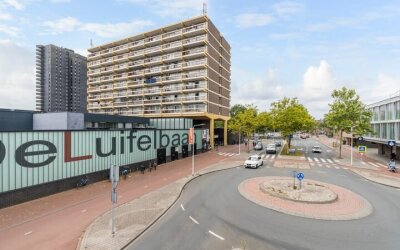 Vijf Meilaan 140