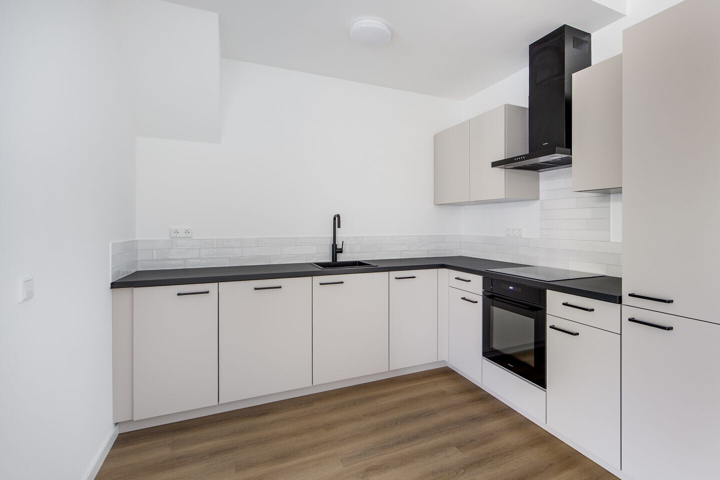 Appartement te koop: De Genestetstraat 2C, Leiden